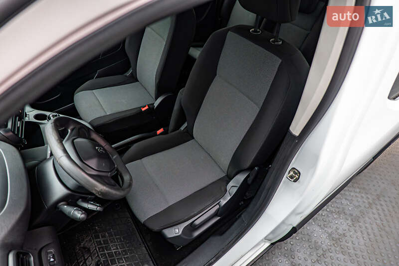 Минивэн Peugeot Rifter 2020 в Киеве