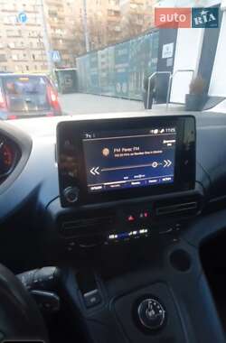 Минивэн Peugeot Rifter 2020 в 