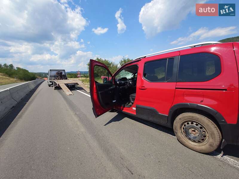 Минивэн Peugeot Rifter 2019 в Ивано-Франковске фото 9 Минивэн Peugeot Rifter 2019 в Ивано-Франковске