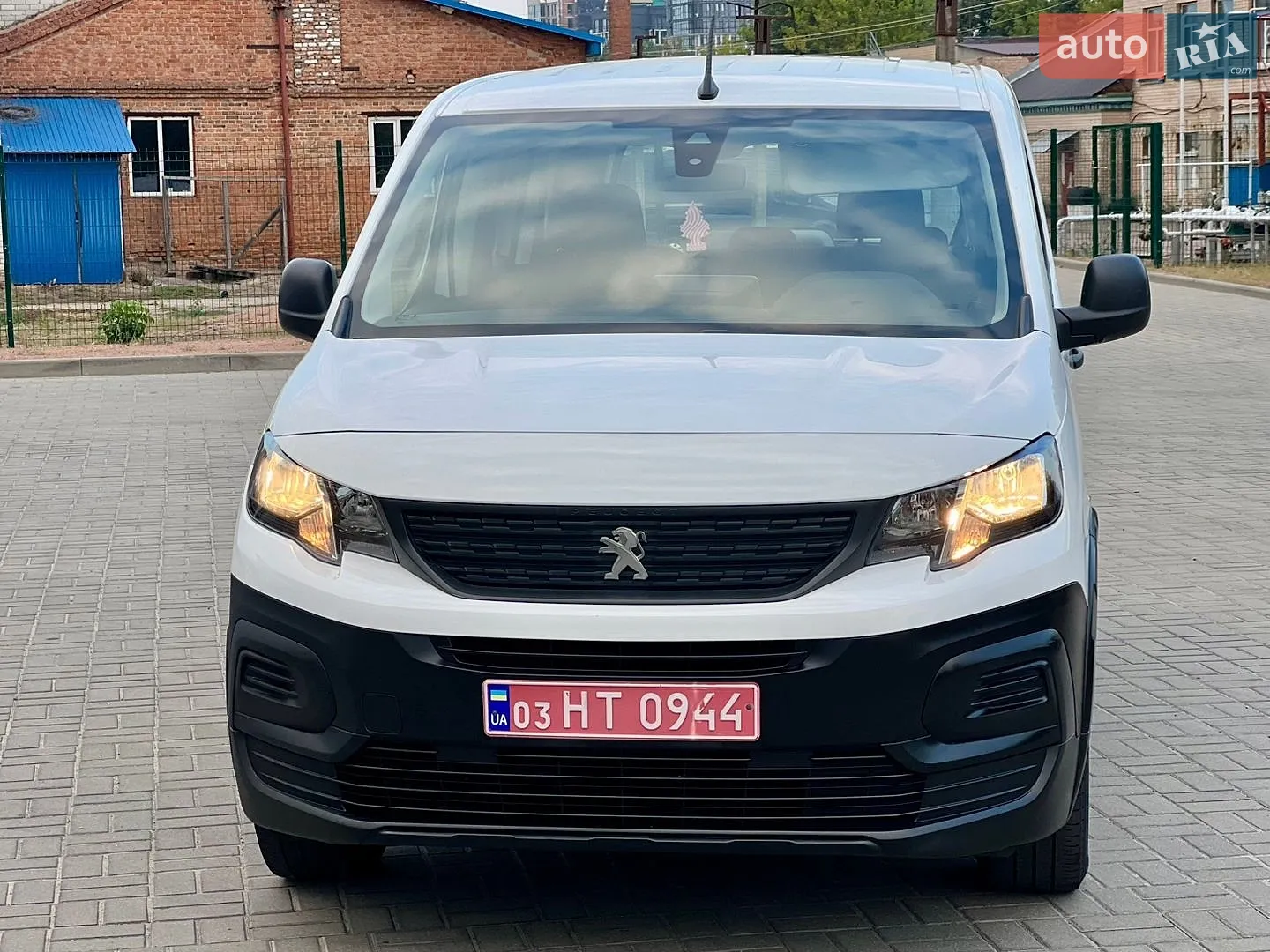 2020 Peugeot Rifter - мініатюра 2