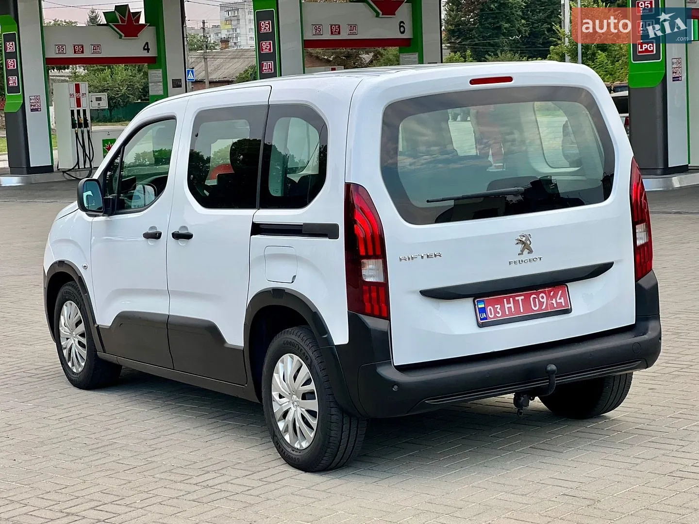 2020 Peugeot Rifter - мініатюра 25