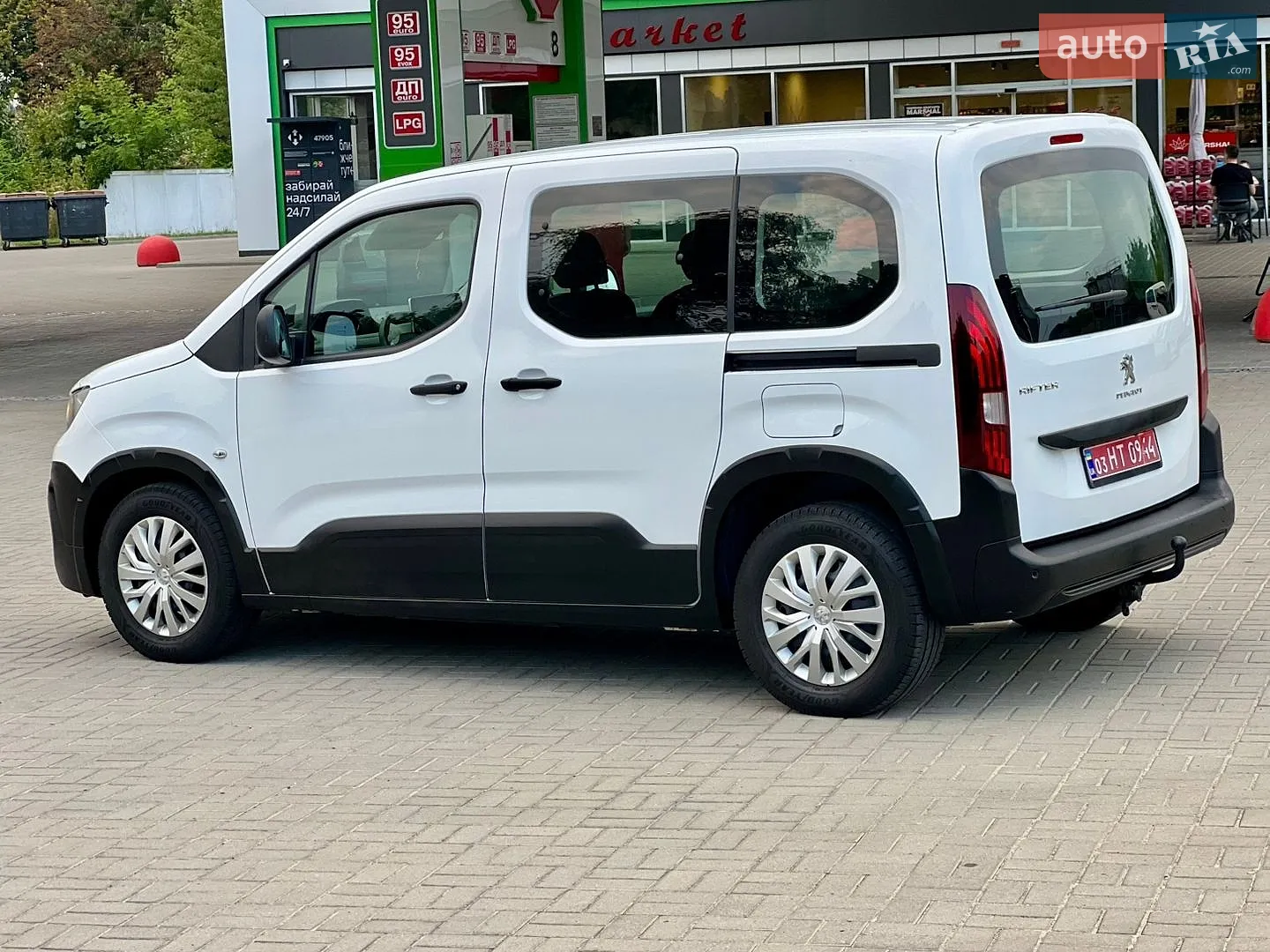 2020 Peugeot Rifter - мініатюра 27