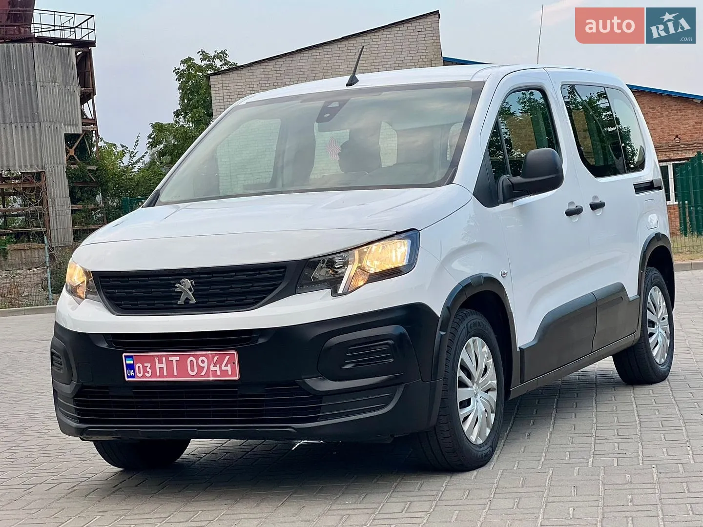 2020 Peugeot Rifter - мініатюра 34