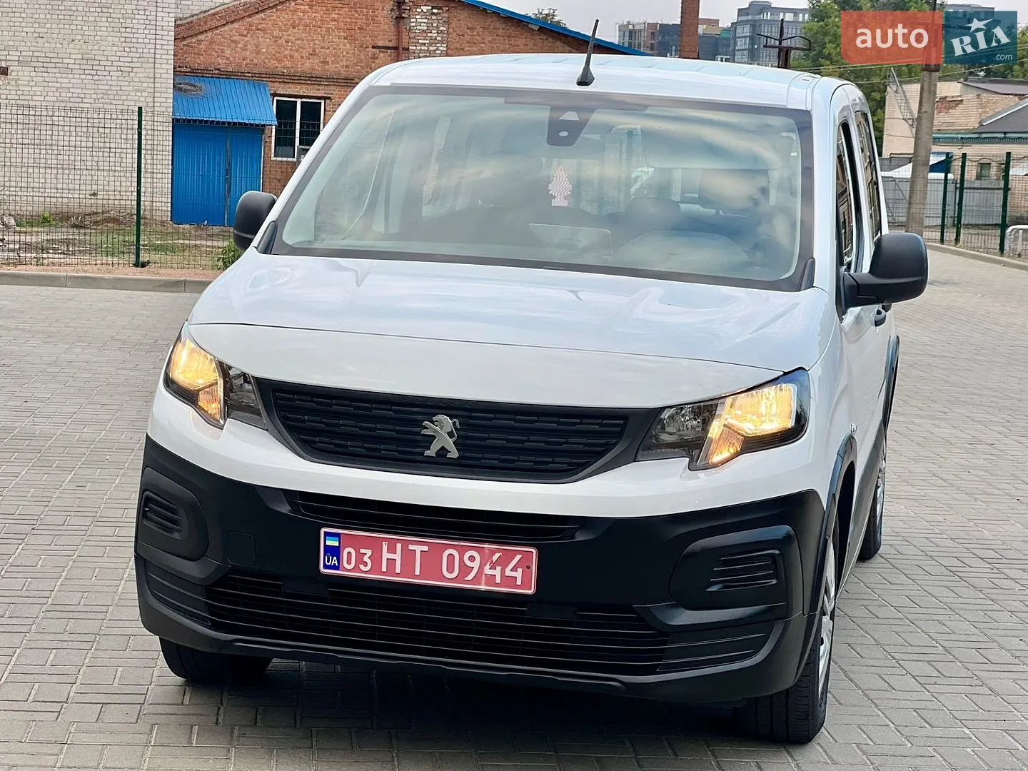 2020 Peugeot Rifter - мініатюра 36