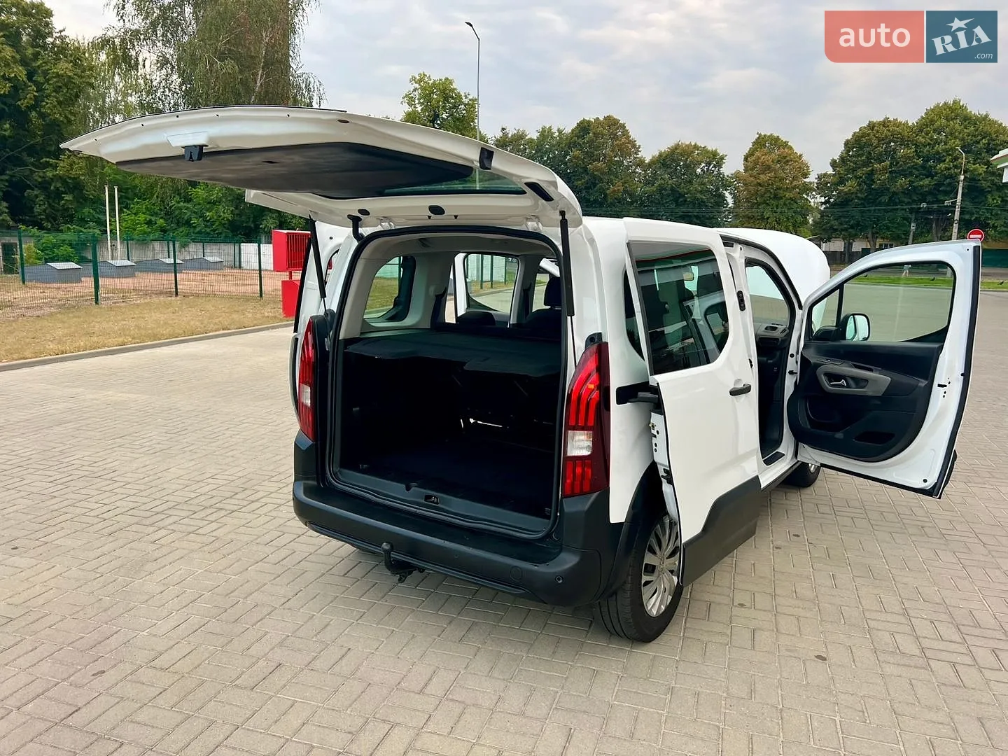 2020 Peugeot Rifter - мініатюра 49