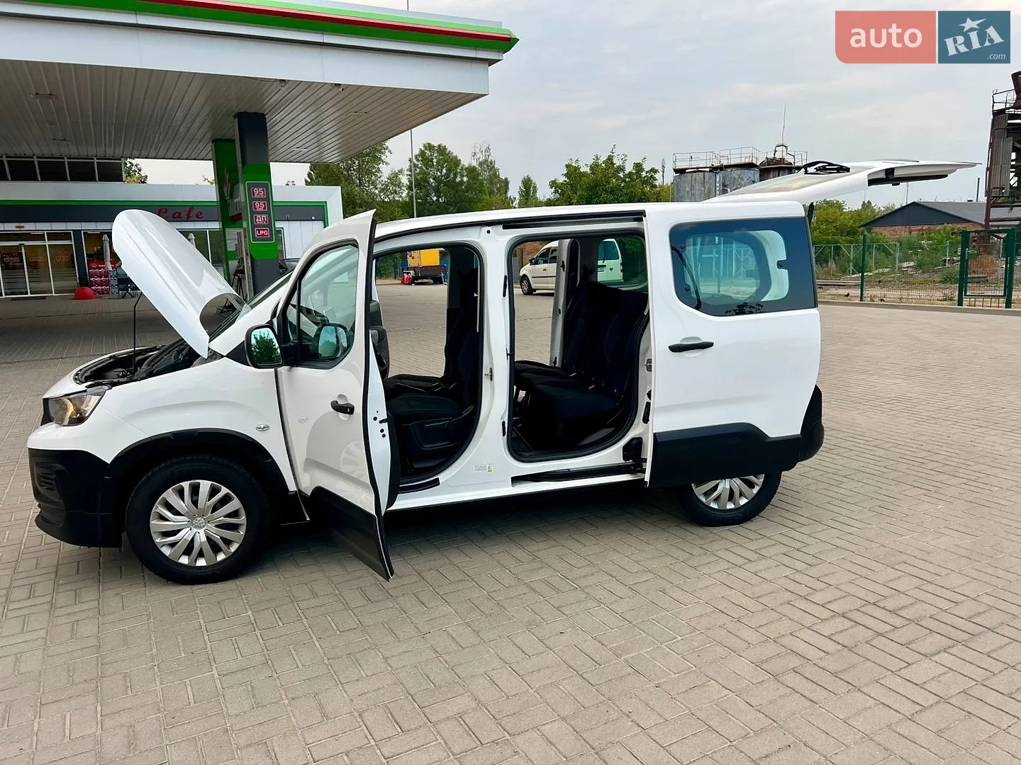2020 Peugeot Rifter - мініатюра 57