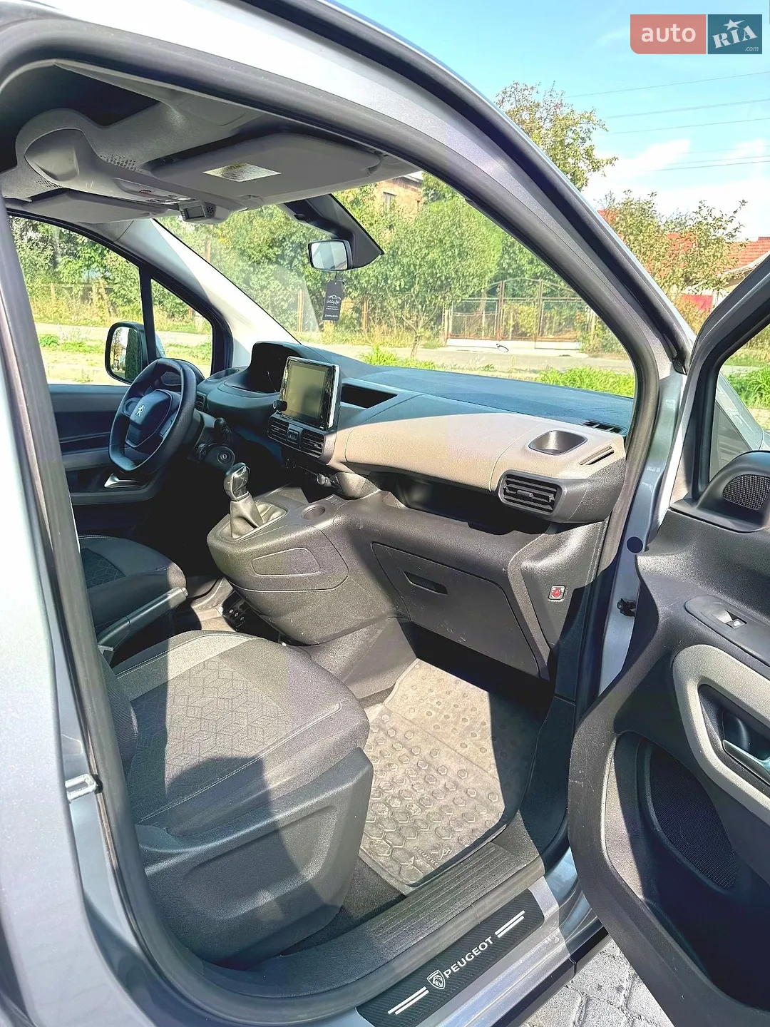 2020 Peugeot Rifter - мініатюра 23