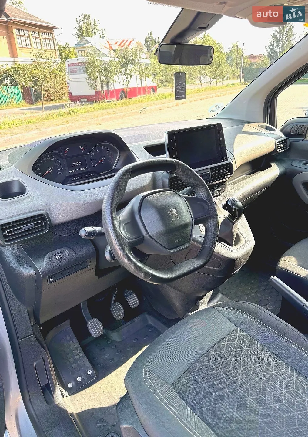 2020 Peugeot Rifter - мініатюра 27