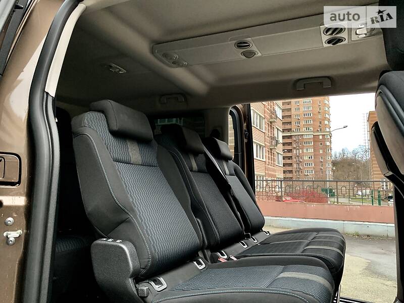 Мінівен Peugeot Traveller 2019 в Києві фото 28 Мінівен Peugeot Traveller 2019 в Києві