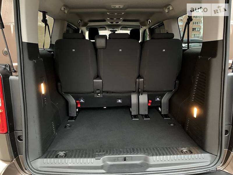 Мінівен Peugeot Traveller 2019 в Києві фото 48 Мінівен Peugeot Traveller 2019 в Києві