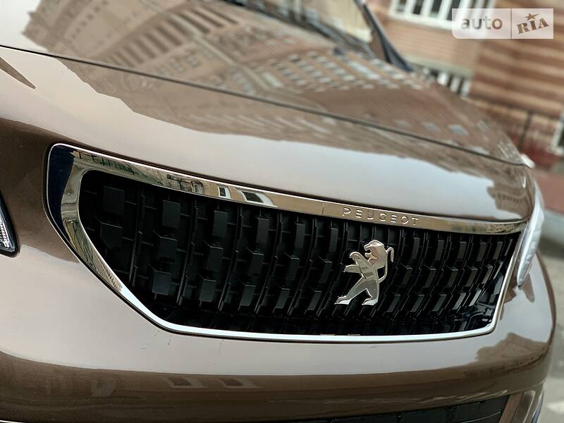 Мінівен Peugeot Traveller 2019 в Києві фото 52 Мінівен Peugeot Traveller 2019 в Києві