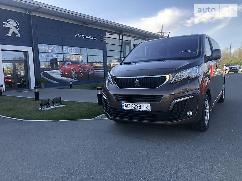 Мінівен Peugeot Traveller 2017 в Києві