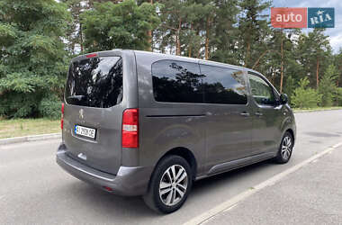 Мінівен Peugeot Traveller 2017 в Бориславі