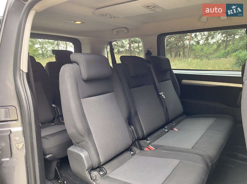 Минивэн Peugeot Traveller 2017 в Бориславе