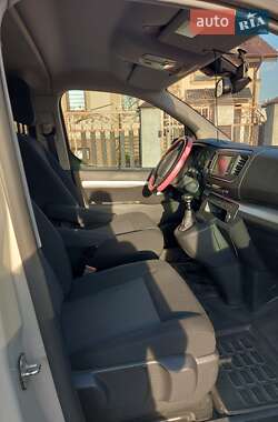 Мінівен Peugeot Traveller 2017 в Львові
