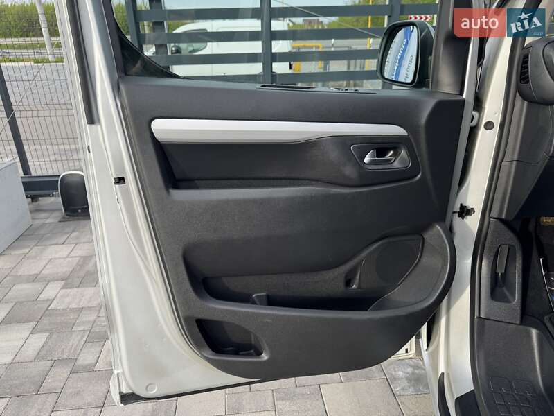 Минивэн Peugeot Traveller 2017 в Ровно