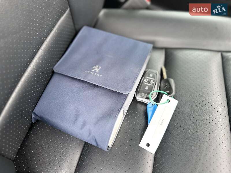 Минивэн Peugeot Traveller 2017 в Ровно
