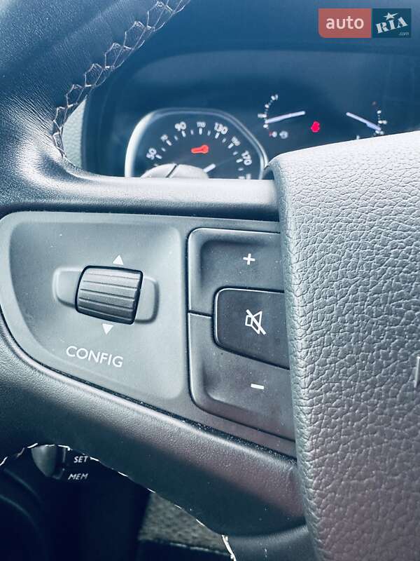 Мінівен Peugeot Traveller 2020 в Києві