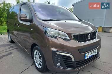 Минивэн Peugeot Traveller 2017 в 