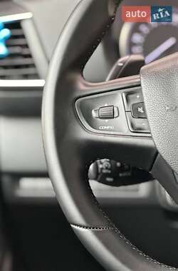 Минивэн Peugeot Traveller 2018 в 