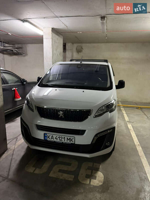 Минивэн Peugeot Traveller 2023 в Киеве