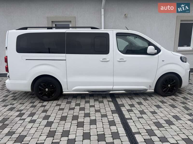 Минивэн Peugeot Traveller 2017 в Киеве