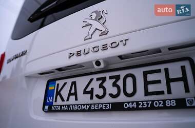 Мінівен Peugeot Traveller 2021 в Нових Санжарах