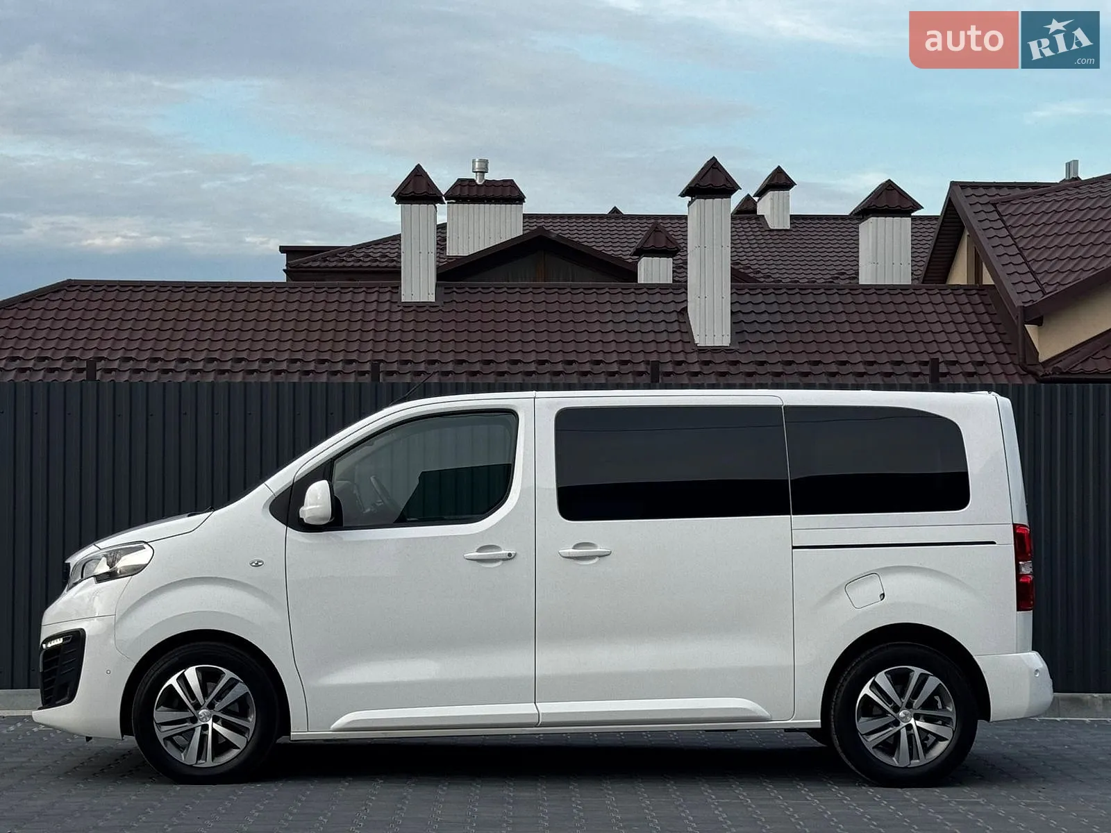 2020 Peugeot Traveller - мініатюра 11