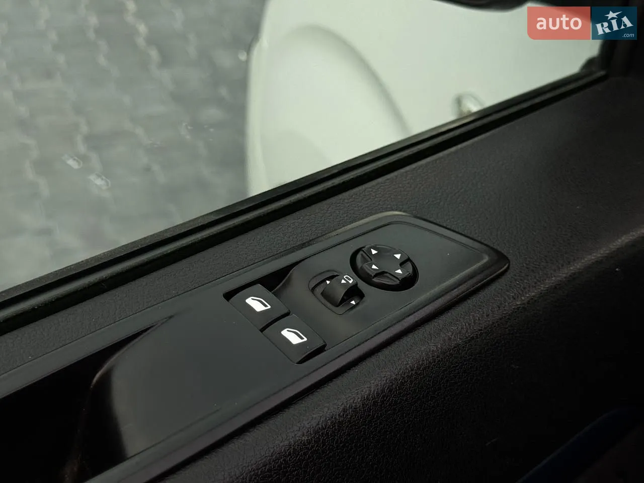 2020 Peugeot Traveller - мініатюра 70