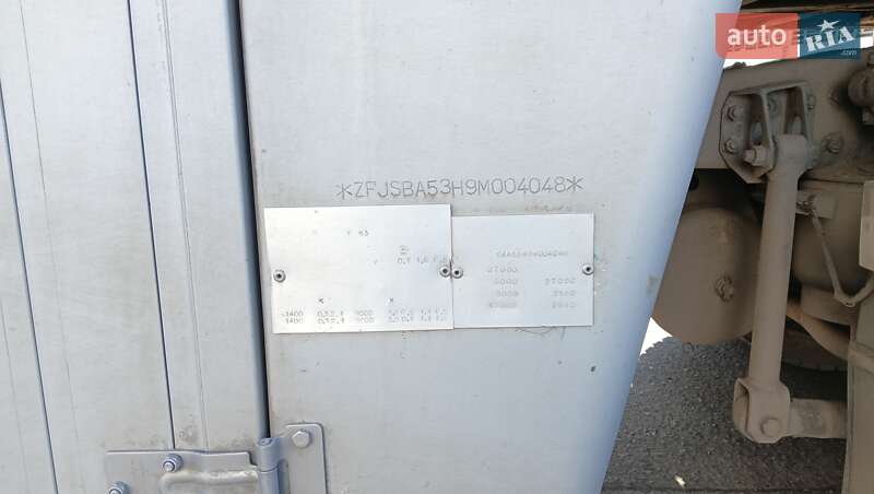 Для перевозки животных - полуприцеп Pezzaioli SBA 2009 в Днепре фото 8 Для перевозки животных - полуприцеп Pezzaioli SBA 2009 в Днепре