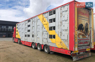 Для перевозки животных - полуприцеп Pezzaioli SBA 2007 в Виннице