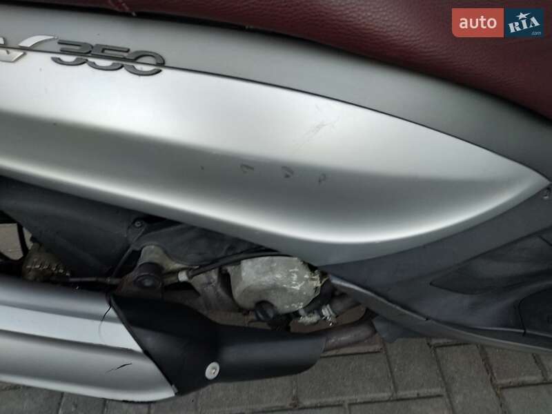 Макси-скутер Piaggio Beverly 2012 в Полтаве