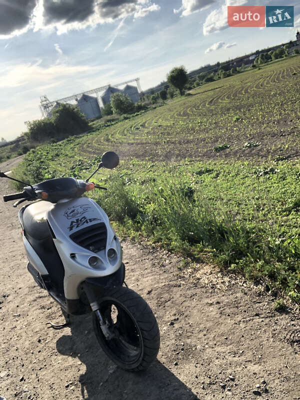 Скутер Piaggio Energy 2005 в Иршаве
