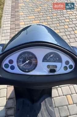 Скутер Piaggio FLY 2011 в 
