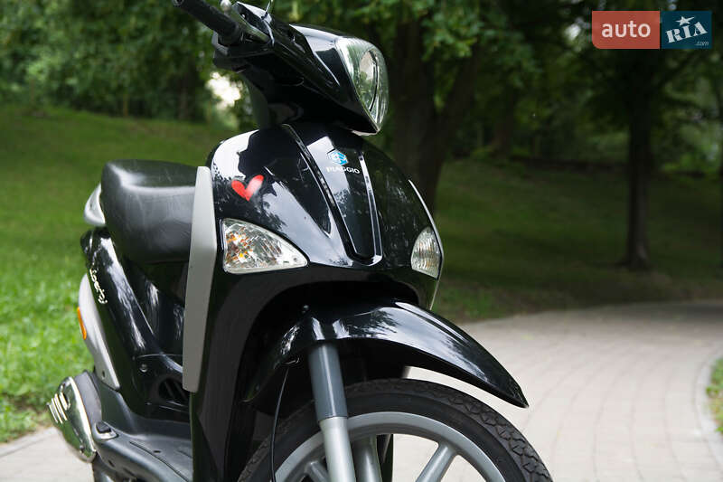 Скутер Piaggio Liberty 50 2007 в Ровно