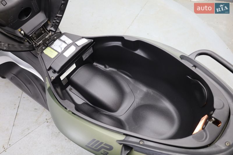 Мотороллер Piaggio MP3 2014 в Гнивани