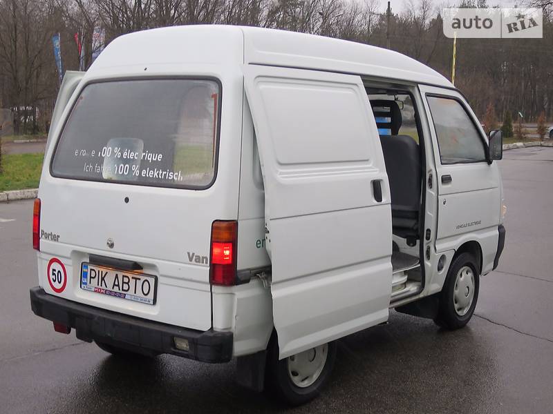 Грузопассажирский фургон Piaggio Porter груз. 2008 в Киеве