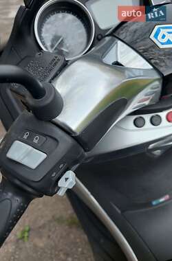 Макси-скутер Piaggio X10 2013 в 