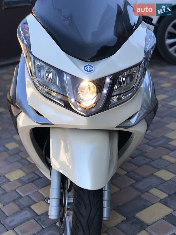 Макси-скутер Piaggio X10 2014 в Умани