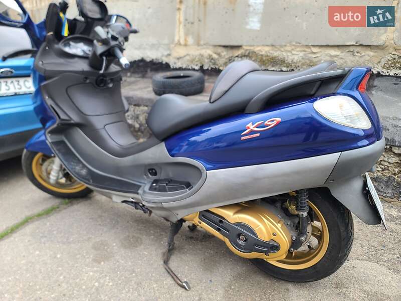 Макси-скутер Piaggio X9 2003 в Харькове