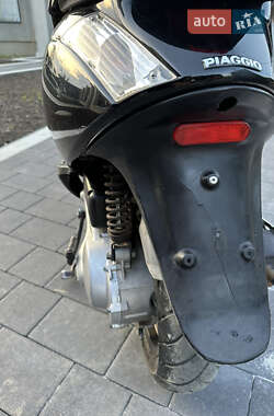 Мопеди Piaggio Zip 2009 в 