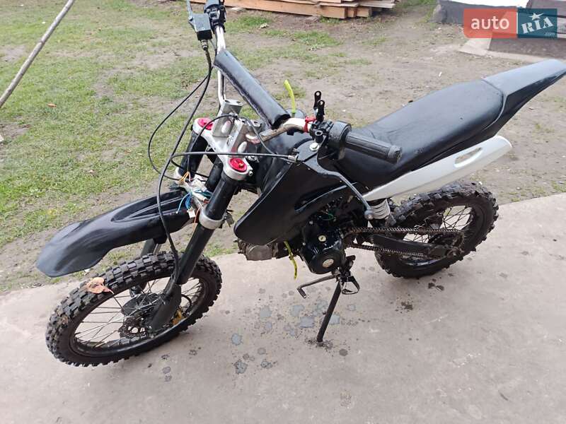 Pit bike Kayo 2020