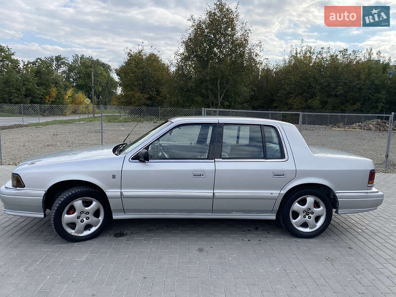 Седан Plymouth Acclaim 1989 в Кам'янець-Подільському
