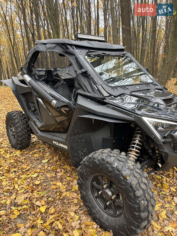 Мотовездеход Polaris RZR 2022 в Ивано-Франковске