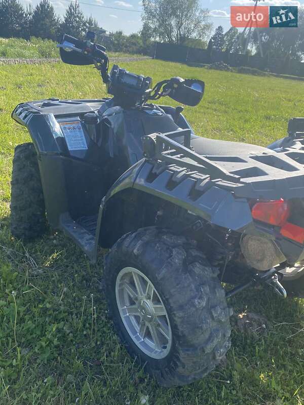 Квадроцикл  утилитарный Polaris Sportsman 2015 в Владимире