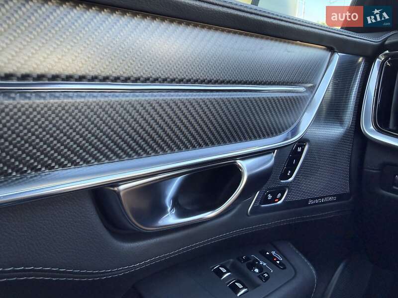 Купе Polestar 1 2020 в Киеве