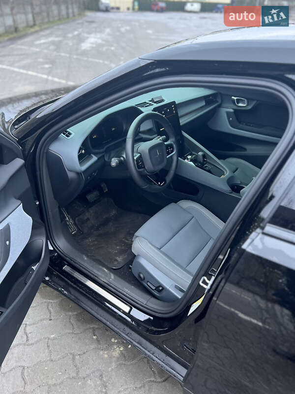 Седан Polestar 2 2020 в Львові