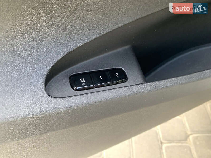 Фастбэк Polestar 2 2022 в Киеве