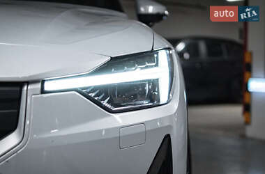 Седан Polestar 2 2023 в 