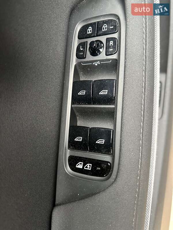 Лифтбек Polestar 2 2023 в Киверцах